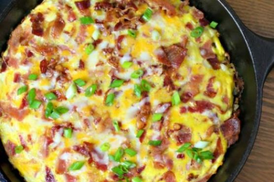 Cheesy Bacon Sausage Egg Hash Brown Skillet Cheesy Bacon Sausage Egg Hash Brown Skillet