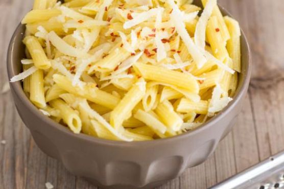 Simple Parmesan Chili Pasta Simple Parmesan Chili Pasta