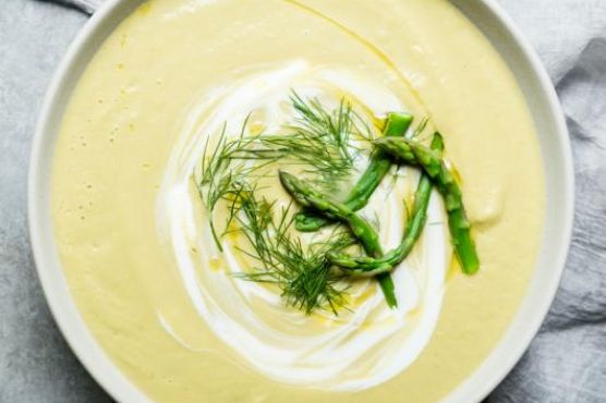 Creamy, Healthy Asparagus Soup with Avocado and Fennel Creamy, Healthy Asparagus Soup with Avocado and Fennel