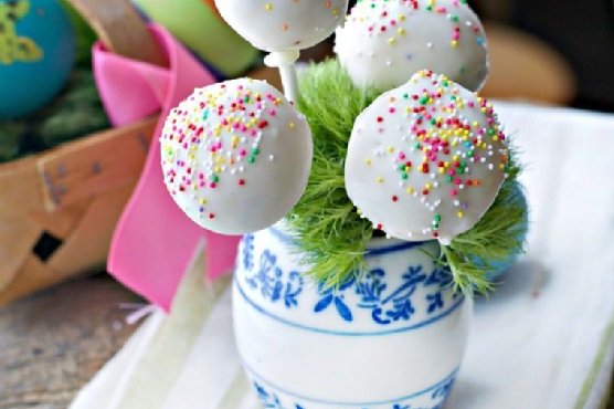 Easter Cake Pops Easter Cake Pops
