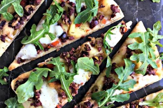 Olive Tapenade Flatbread Olive Tapenade Flatbread