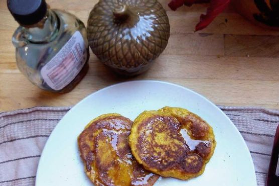 5 Ingredient High Protein Pumpkin Pancakes 5 Ingredient High Protein Pumpkin Pancakes