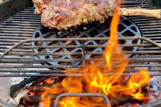 Grilled Marinated Leg of Lamb Grilled Marinated Leg of Lamb