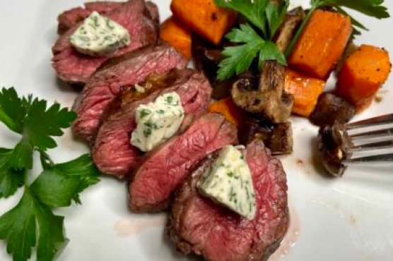 Sheet Pan Dinner: Hanger Steak with Mushrooms and Carrots