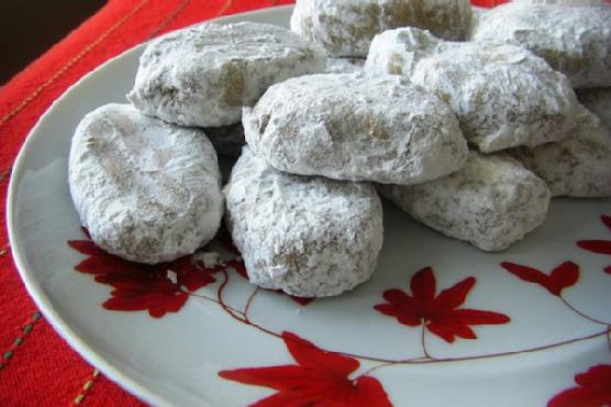 Almond Snowball Cookies