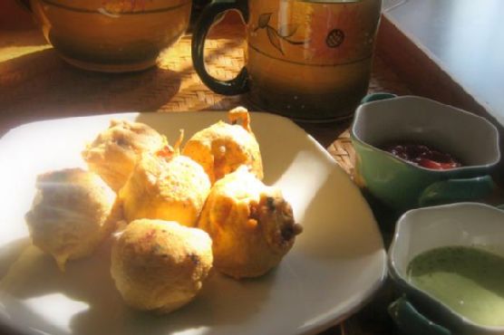 Aloo Bonda ~ Fried-Batter Covered-Spicy Potato Dumplings Aloo Bonda ~ Fried-Batter Covered-Spicy Potato Dumplings