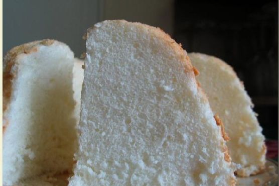 Angel Food Cake With Lemon Icing Angel Food Cake With Lemon Icing