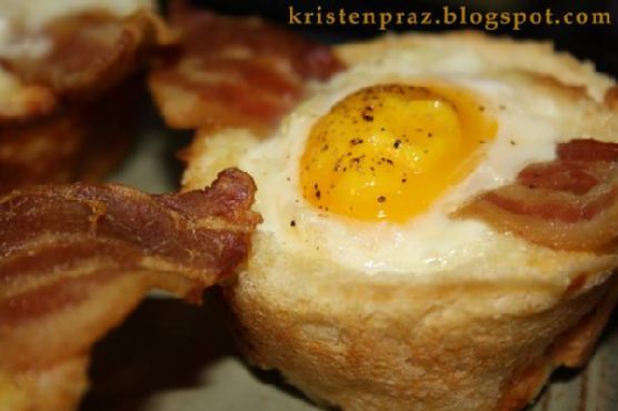 Bacon & Egg Toast Cups Bacon & Egg Toast Cups