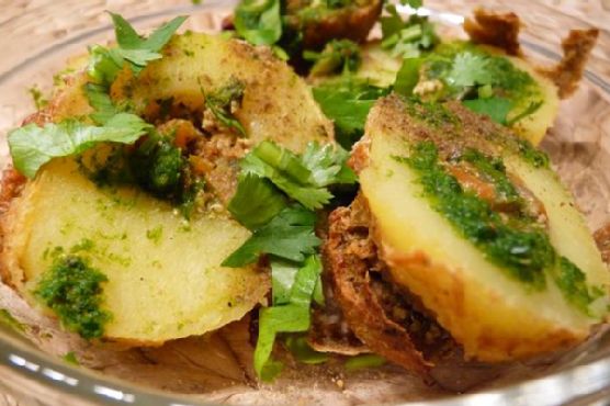 Baked Stuffed Potatoes (Tandoori Potatoes) Baked Stuffed Potatoes (Tandoori Potatoes)