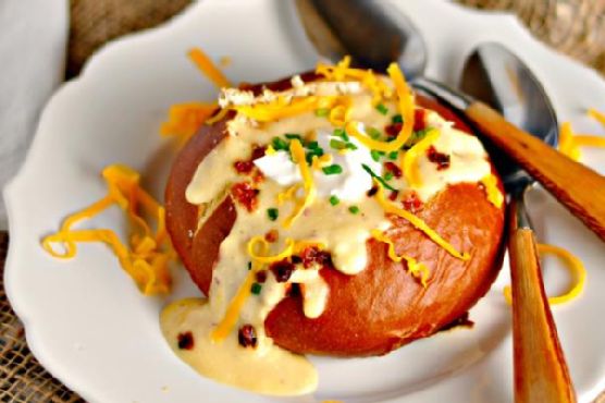 Best Potato Cheese Soup in a bread bowl Best Potato Cheese Soup in a bread bowl