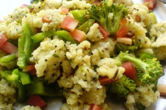 Broccoli, Carrot, and Pepper Upma