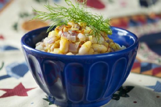 Cannellini Bean Side Dish With Fennel, Red Onion, and Saffron Cannellini Bean Side Dish With Fennel, Red Onion, and Saffron