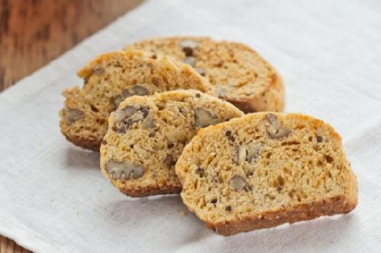 Cheddar Pecan Cocktail Biscotti Cheddar Pecan Cocktail Biscotti