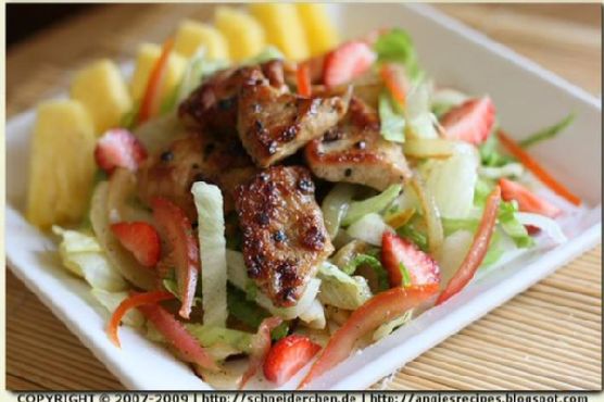 Chicken Medallions And Fruit Salad