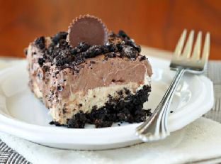 Chocolate Peanut Butter No-Bake Dessert