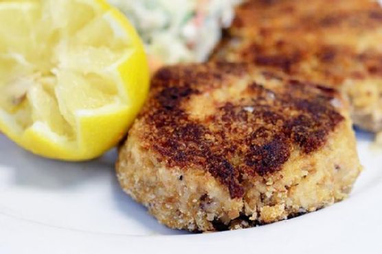 Classic New England Crab Cakes Classic New England Crab Cakes