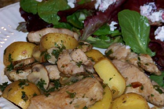 Country Pork Skillet With Potatoes and Mushrooms Country Pork Skillet With Potatoes and Mushrooms