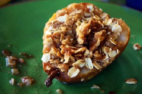 Dessert That's No Problem: Baked Pears with Oatmeal Crumble Dessert That's No Problem: Baked Pears with Oatmeal Crumble