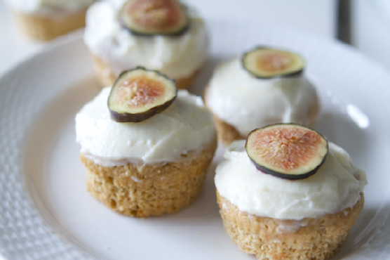 Fig and Almond Cupcakes Fig and Almond Cupcakes