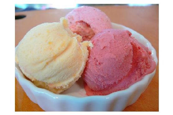 Fresh Fruit Ice Cream