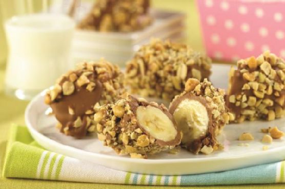 Frozen Chocolate-Dipped Peanut Butter Banana Bites Frozen Chocolate-Dipped Peanut Butter Banana Bites