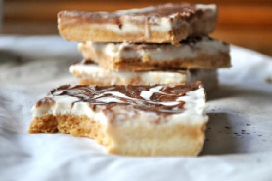 frozen yogurt shortbread bars + coconut + chocolate frozen yogurt shortbread bars + coconut + chocolate