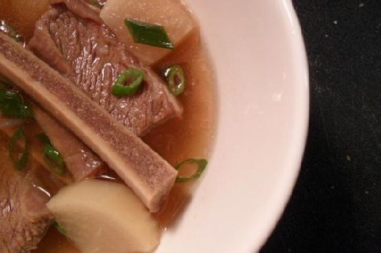 Galbi Tang (Korean Beef Short Ribs Soup) Galbi Tang (Korean Beef Short Ribs Soup)