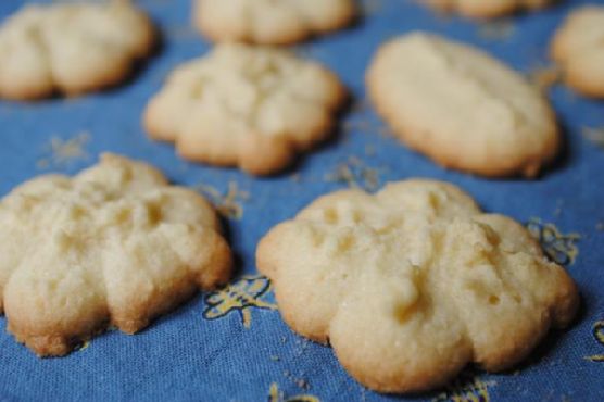 Gluten-Free Pressed Lemon Butter Cookies Gluten-Free Pressed Lemon Butter Cookies