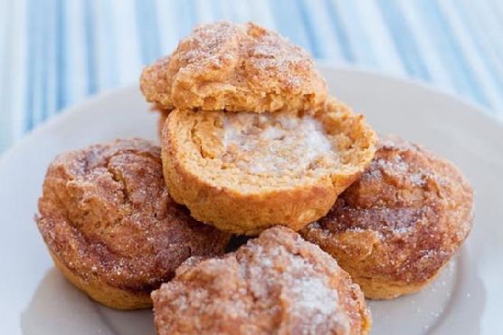 Healthier Cinnamon Crunch Sweet Potato Muffins