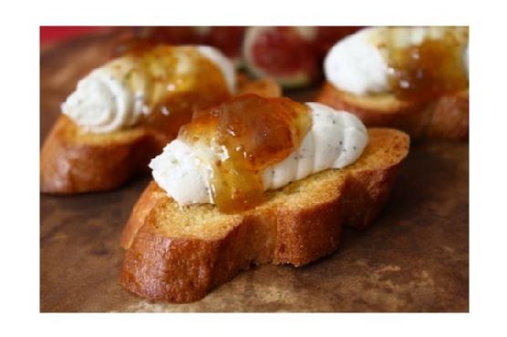 Goat Cheese and Fig Crostini Goat Cheese and Fig Crostini
