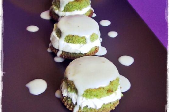 Italian Pistachio Cupcake With Buttercream Icing and Simple Sugar Italian Pistachio Cupcake With Buttercream Icing and Simple Sugar