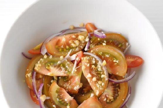 Kumato Salad