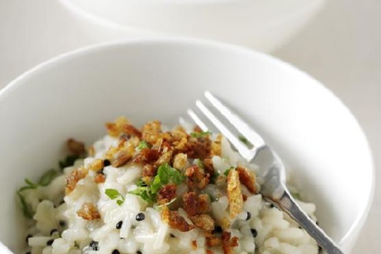 Lemon and Arënkha Msc Risotto With Anchovy-Fried Crumbs Lemon and Arënkha Msc Risotto With Anchovy-Fried Crumbs