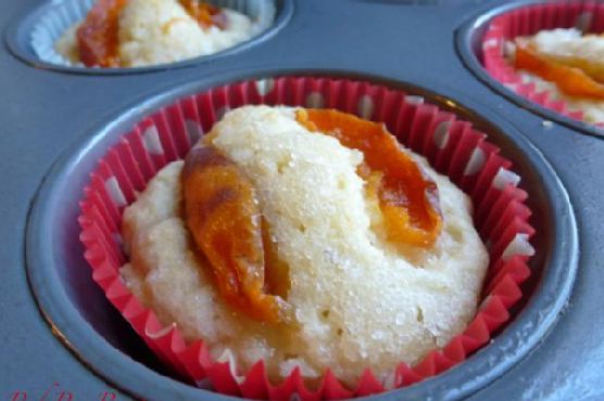 Little Apricot Cakes