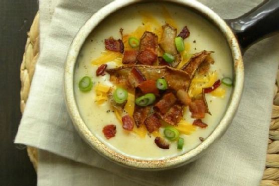 Loaded Baked Potato Soup with Crispy-Fried Potato Skins Loaded Baked Potato Soup with Crispy-Fried Potato Skins