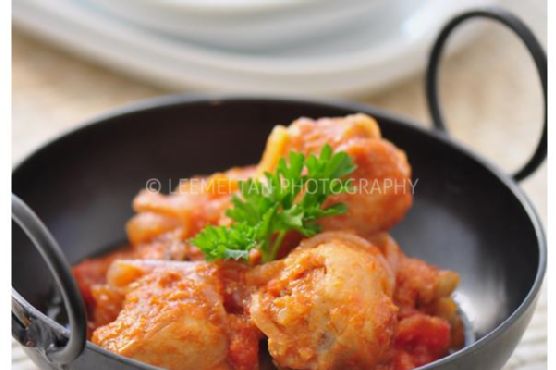Malay-Style Red Chicken Curry Malay-Style Red Chicken Curry