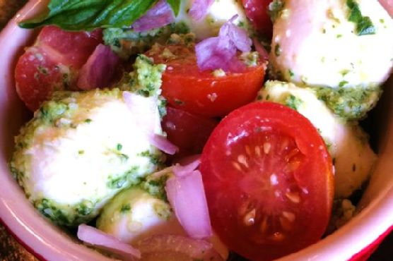 Mozzarella Pesto Salad Mozzarella Pesto Salad