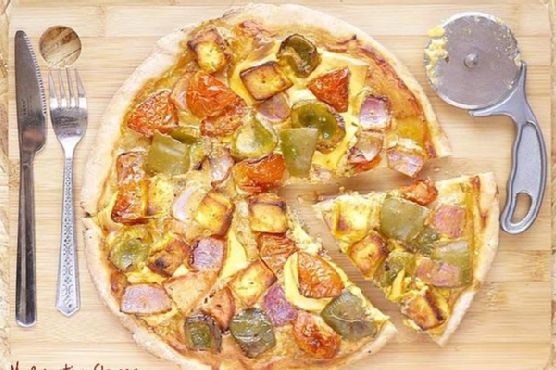Multigrain Tandoori Pizza With Paneer Tikka Multigrain Tandoori Pizza With Paneer Tikka