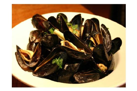 Mussels In Ginger and Lemongrass Broth