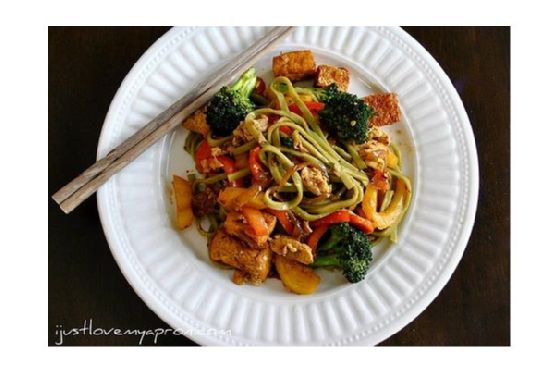 Pad Se Ew Tofu With Vegetable Noodles Pad Se Ew Tofu With Vegetable Noodles
