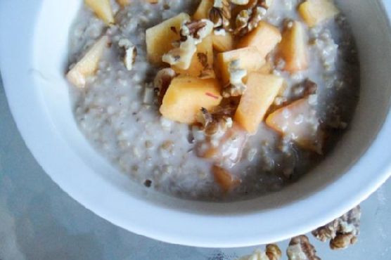 Peaches & Coconut Cream Steel Cut Oatmeal Peaches & Coconut Cream Steel Cut Oatmeal