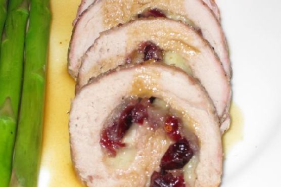 Pork Tenderloin Stuffed With Cranberries and Brie Pork Tenderloin Stuffed With Cranberries and Brie
