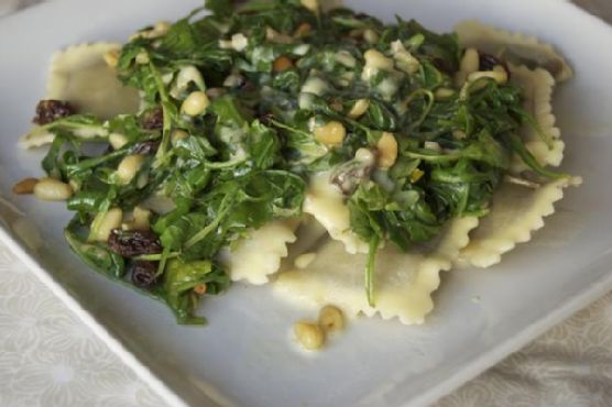 Ravioli With Arugula, Pine Nuts, Raisins & Cream
