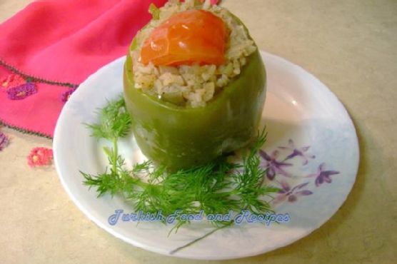 Rice Stuffed Bell Peppers (Zeytinyagli Biber Dolmasi)