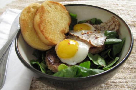 Sausage, Spinach, and Quail Egg Breakfast Salad Sausage, Spinach, and Quail Egg Breakfast Salad