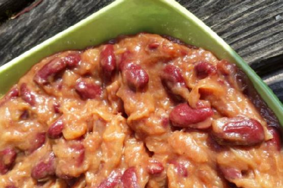 Smoky Sweet Vidalia Onions and Beans