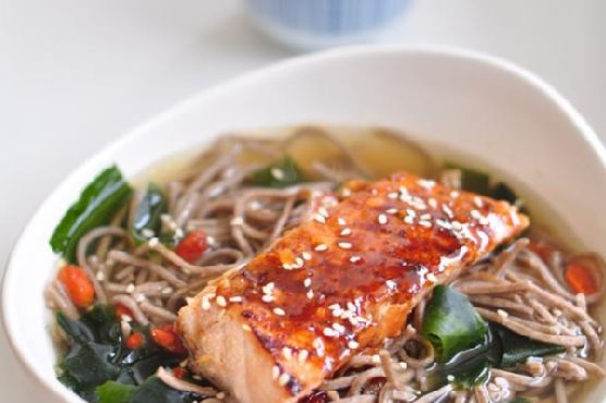 Soba Noodle In Kombu Dashi With Teriyaki Salmon Soba Noodle In Kombu Dashi With Teriyaki Salmon