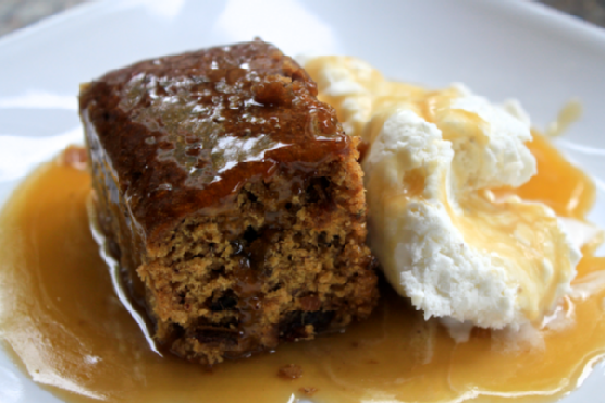Sticky Date Pudding with Toffee Sauce Sticky Date Pudding with Toffee Sauce