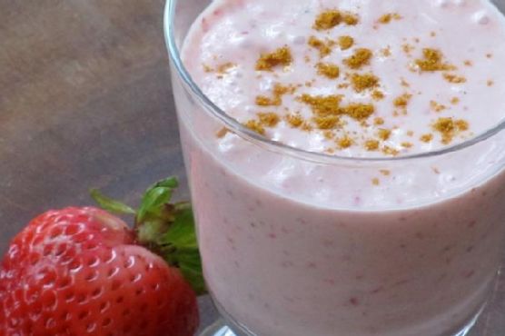 Strawberry and Banana Lassi