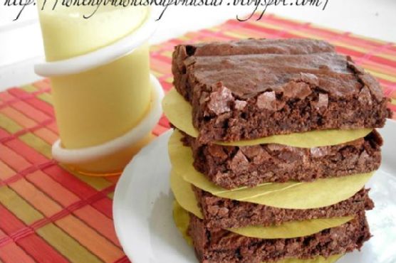 The Classic Brownie The Classic Brownie